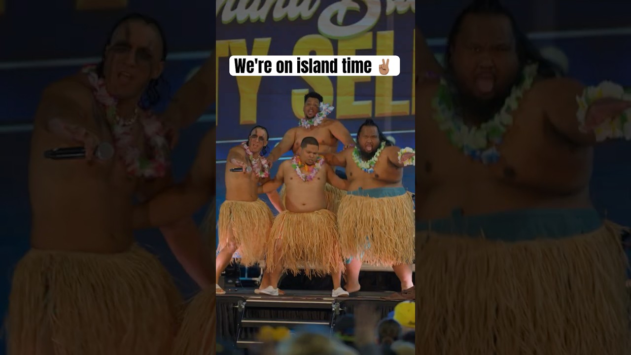 "The Hulagans" bring the vibe to the Loco Beach Coconuts 😎