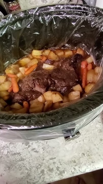 Mississippi pot roast with potatoes and carrots crock pot