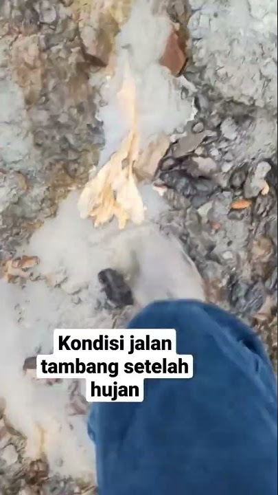 beginilah kondisi jalan tambang batubara setelah diguyur hujan
