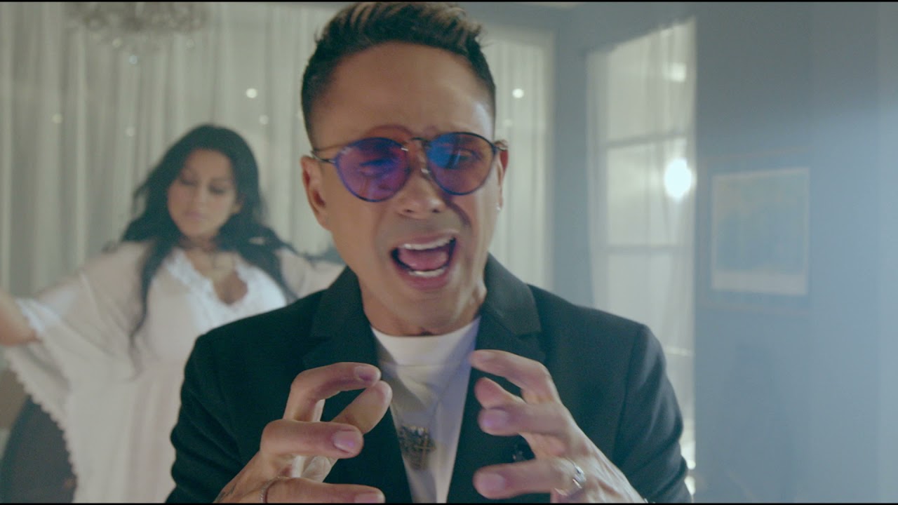 Watch Pedro Alonso, Ariana Dao - Vete (Video Oficial) on YouTube Watch Pedro Alonso, Ariana Dao - Vete (Video Oficial) on YouTube