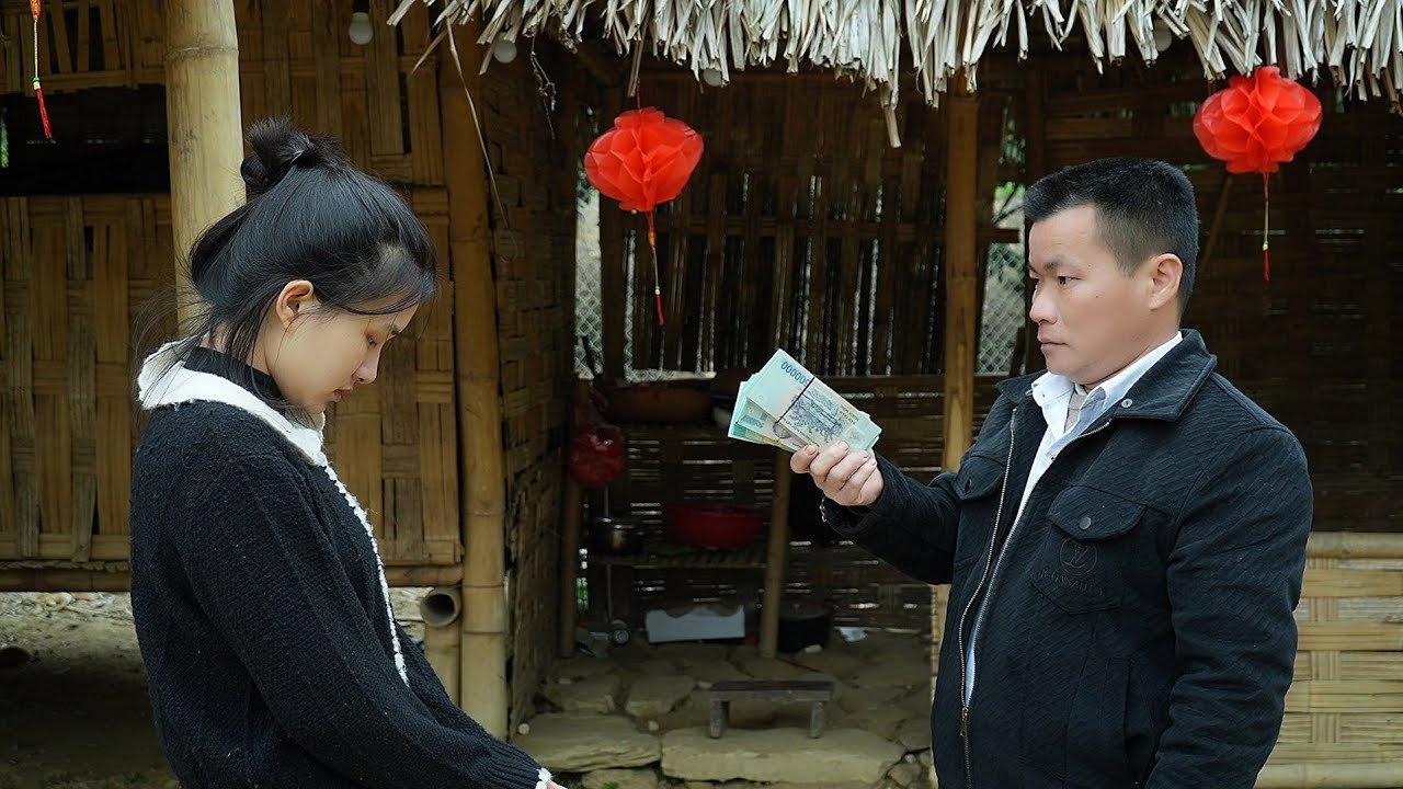 Ее отчим потратил 5000 долларов, чтобы попросить Ли Тиу Ну оставить ее биологическую мать.