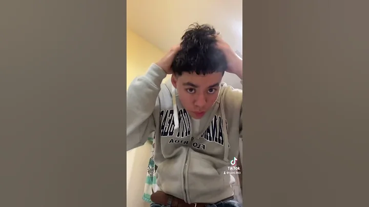 How I Texture My Fluffy Edgar #shorts #hairstyle