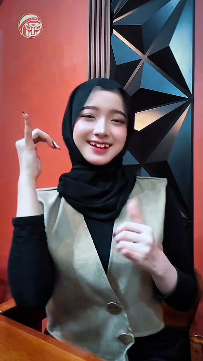 joget santuy ajah #shorts #hijab #joget #shortvideo