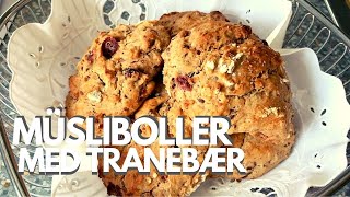 Koldhævede Müsliboller Granolaboller M. Musli Tranebær - Opskrift