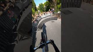URBAN DOWNHILL FULL SPEED !