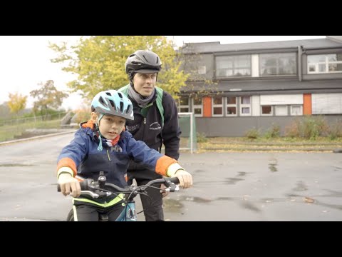 Video: Det Er Lett å Sykle Med Barnet Ditt