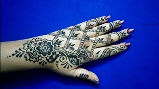 बहुत ही सुंदर और आसान मेहँदी डिजाइन  New Mehndi Design for hands 2019 || Criss Cross Mehndi Design