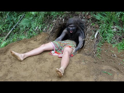 Primitive Life - Forest People Dig House Underground - Meet Ethinc Girl Find Food