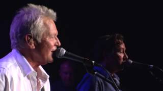 Video thumbnail of "ICEHOUSE - We Can Get Together (Live 2015)"