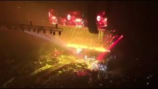 Queen 15