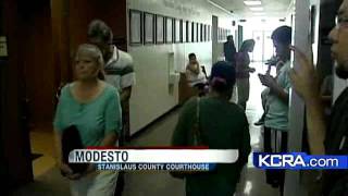 No Death Penalty For 3 Accused Of Killing Family