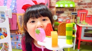 魔法使いごっこ！お菓子のお店屋さんキャンディショップおままごと - はねまりチャンネル