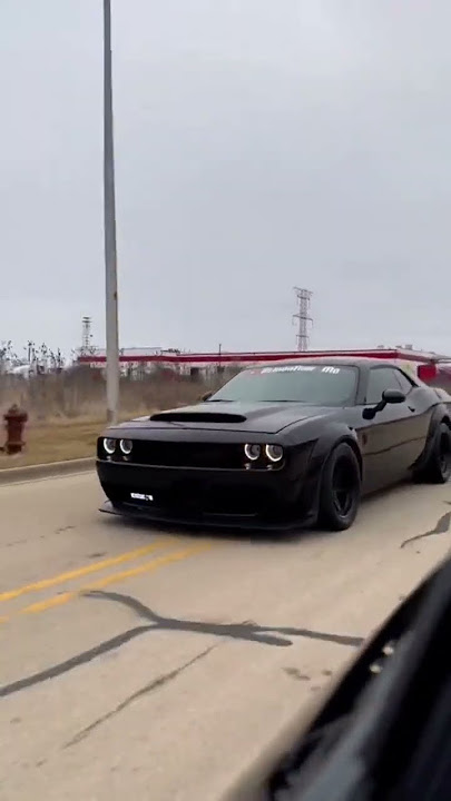 Suara Mesin Mobil Dodge Challenger Hellcat #dodgechallenger #ferarri #toyotasupramk4 #mazdarx7 #gtr