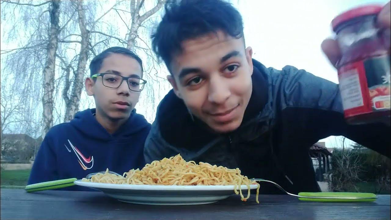 ON MANGE LES NOUILLES LES PLUS PIQUANTE DU MONDE 🌶️🌶️ YouTube