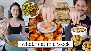 What I *Actually* Eat in a Week | Simple, Realistic Vegan Meals