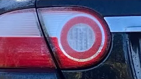 JAGUAR XKR X150 - Inner Tail Light & Glove box Damper replacement?