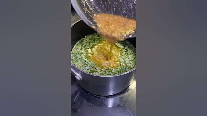 Egyptian Molokhia😱#molokhia#recipe#easy#delicious#quick#egypt#foryou#foryoupage#explore#مصر#ملوخية
