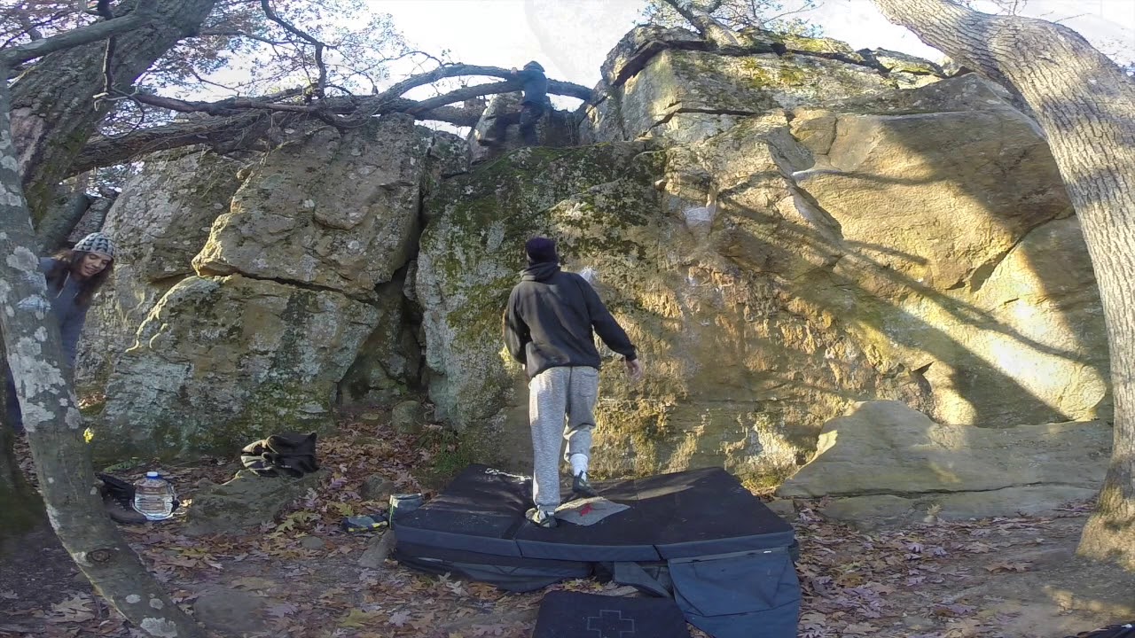 Governor Dodge Bouldering - Group Camp B - Backbone Ridge  The Firing Squad V0 & Lethal Injection V1
