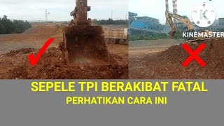 CARA EXCAVATOR MEMBUAT DUDUKAN DIATAS TUMPUKAN