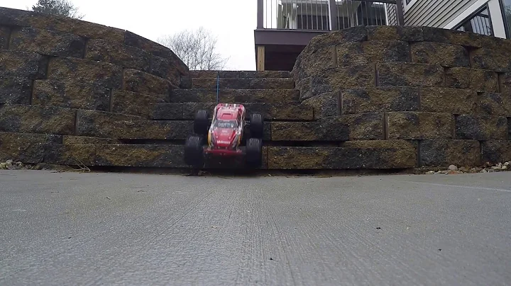 Monster Traxxas Rustler VXL overtaking stairs!!