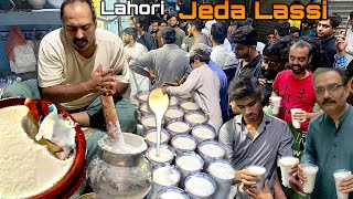 People are Crazy For Lahori Jeda Lassi in Winter | Famous Jeda Lassi Street Food in Lahore