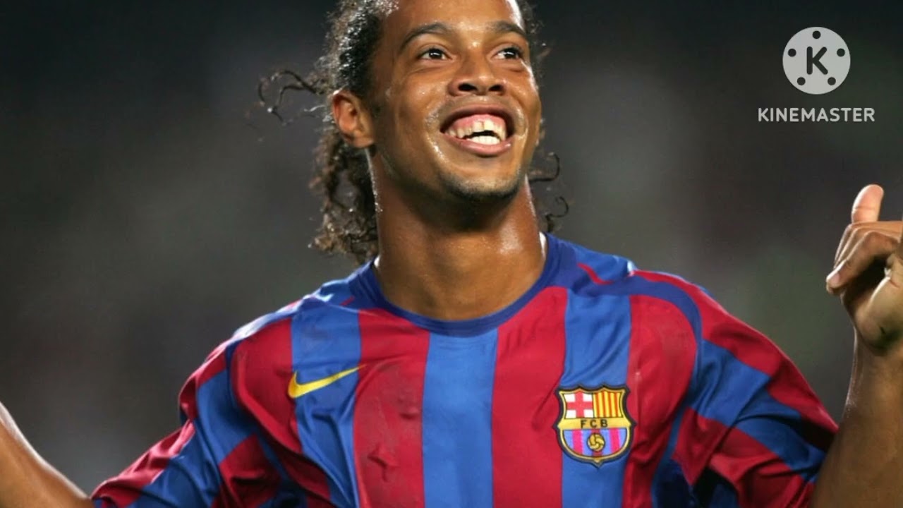 Ronaldinho — Top 10 Most Unbelievable Goals in His Career