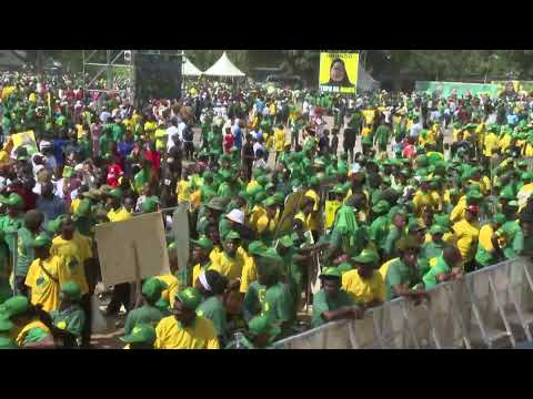 MGOMBEA URAIS KUPITIA CCM DKT SAMIA SULUHU HASSAN AKIWA KATIKA KAMPENI KINONDONI  MGOMBEA URAIS KUPITIA CCM DKT SAMIA SULUHU HASSAN AKIWA KATIKA KAMPENI KINONDONI