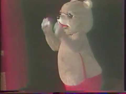 أغنية ما تقولش صغير من مسرحية دبدوب الكسلان تأليف سمير عبد الباقى اخراج و عرائس و ديكور جلاء