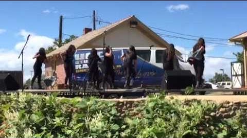 Pi Lambda Chi at the Septiembre de 16 2015 Celebration