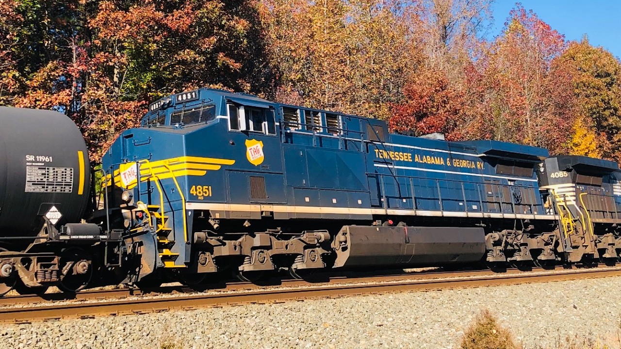 Norfolk Southern: Heritage Duo Southern #8099 Tennessee Alabama