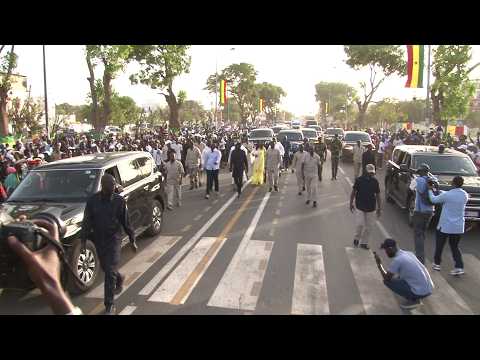 Le Président Diomaye fortement acclamé sur l'Avenue Caen à Thiès