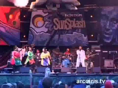 Lucky Dube - Rototom Sunsplash 2005 Part1of4.mpg