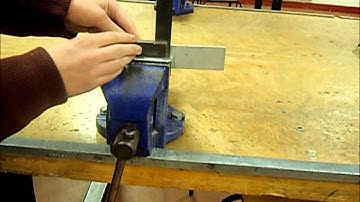 how to use a hacksaw.wmv