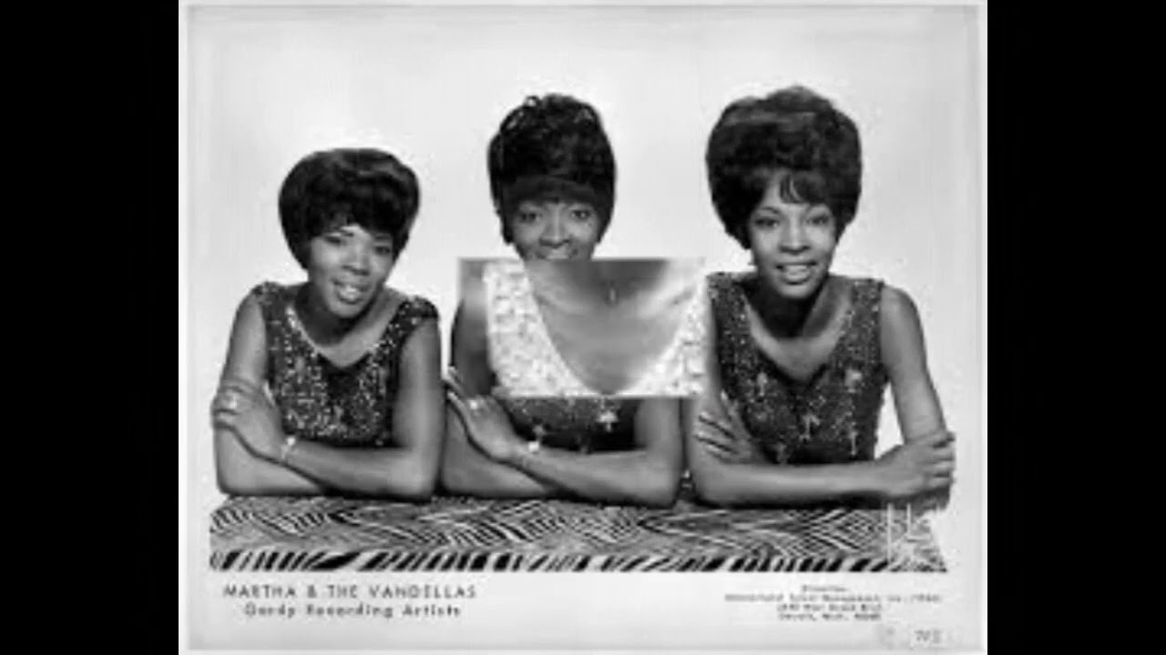 There He Is At My Door - Martha And The Vandellas - 1964 - YouTube
