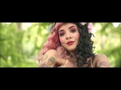 Melanie Martinez - Training Wheels