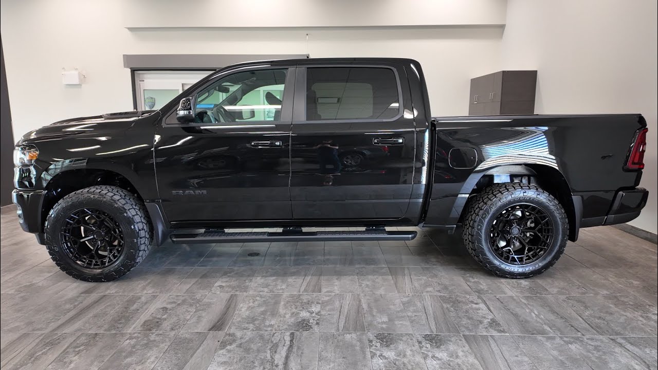 2025 RAM 1500 Sport Night Edition