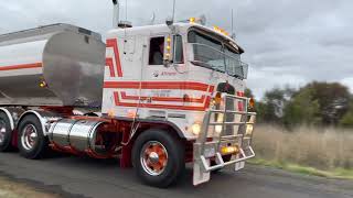 8V92 Kenworth Taking Off
