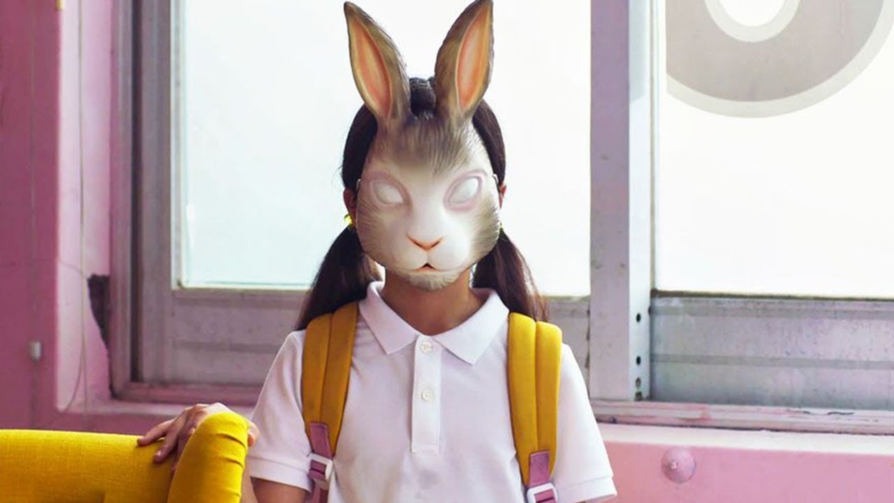 عصـ.ـابة تخـ.ـطف بنت صغيرة 👿 لكنهم قررو اطلاق  سراحها بعد ما عرفوا حقيقتها 😱| ملخص فيلم بالدارجة