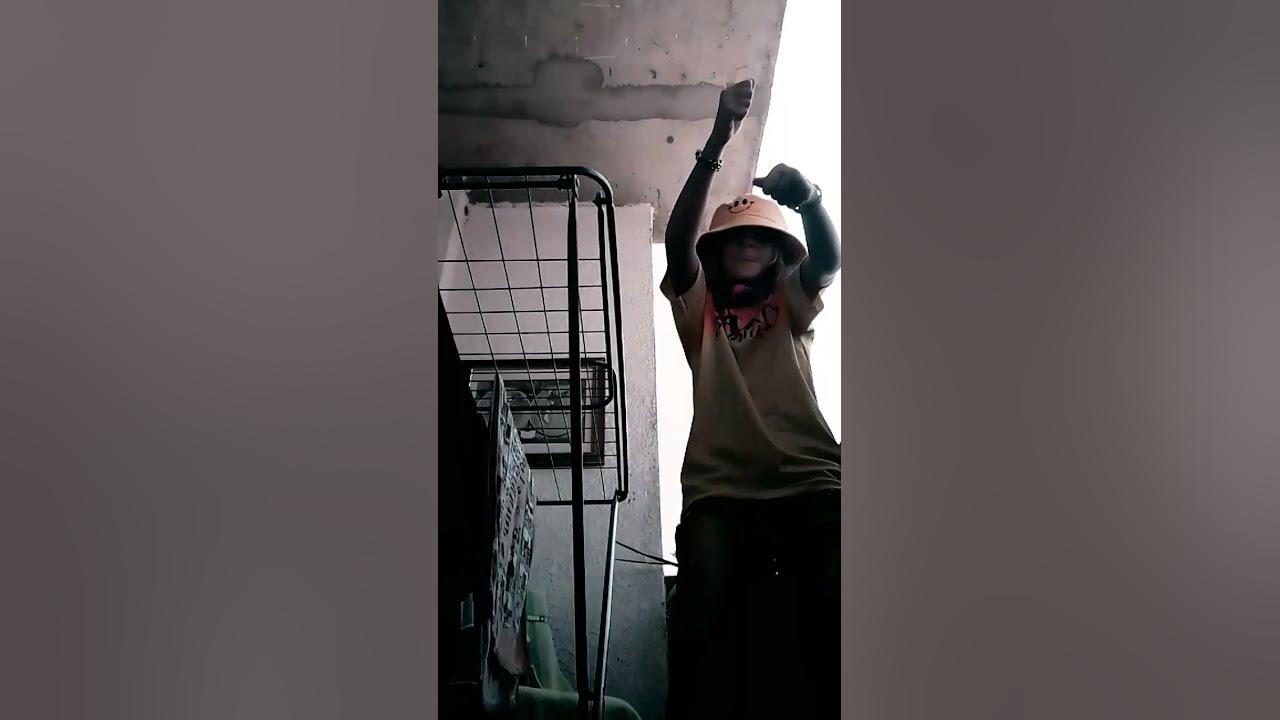 нянняня - YouTube