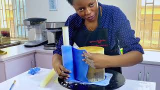 How to cover a cake in fondant/ beginners friendly cake tutorial