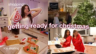 FIRST WEEK OF DECEMBER VLOG 2023decorating for christmas, movie nights, solo traveling and more :)