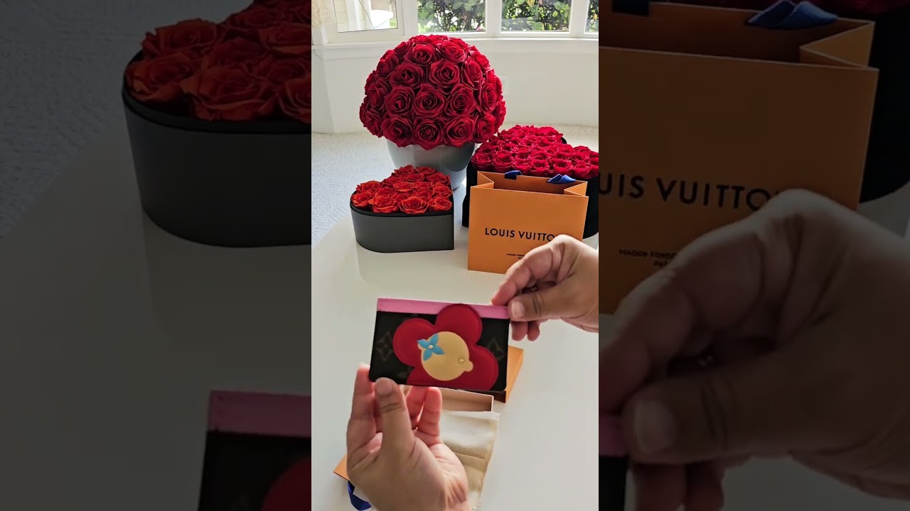 Unboxing Louis Vuitton VIVIENNE MUSIC BOX