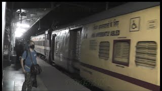 Vintage ICF Track Sounds with WAP4 honking - 16343 Amritha Exp. (March 21, 2022)
