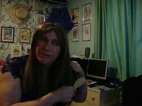 More brushing, more talking. Crossdressing - YouTube