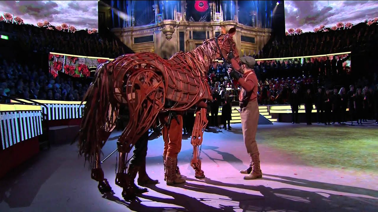 War Horse, le spectacle phénoménal des chevaux-marionnettes -  Toutelaculture