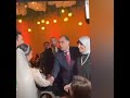 الدكتور مدبولي رئيس الوزراء وزوجته في حفل زفاف 