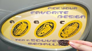 Tokyo Disneyland Stitch Encounter Souvenir Medallion Machine screenshot 2