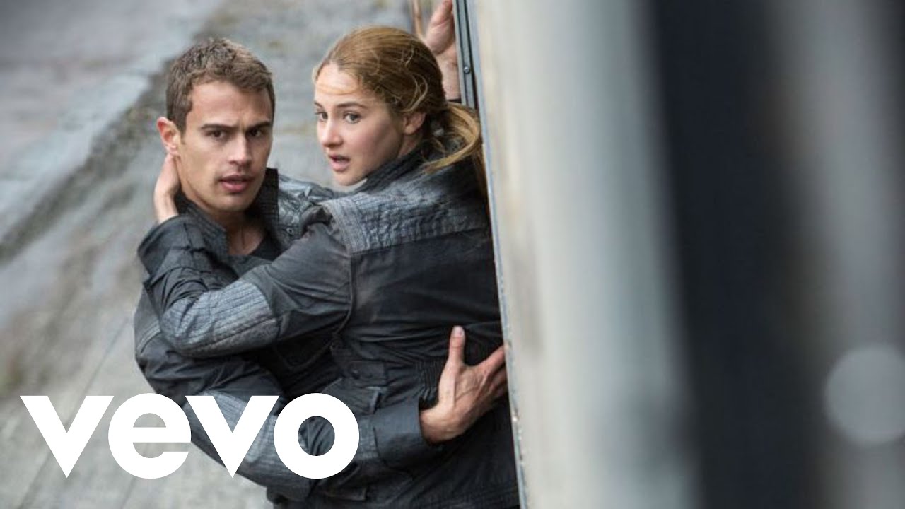 Divergent - Love Me Like You Do (Ellie Goulding) Divergent - Love Me Like You Do (Ellie Goulding)