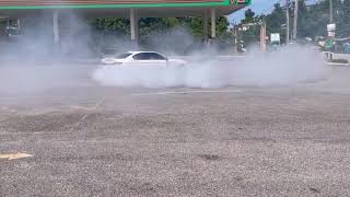 Bmw 540i donuts