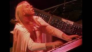 Rick Wakeman    Journey to The Centre of The Earth "Melody From Side 1"    (Live Album 1974)